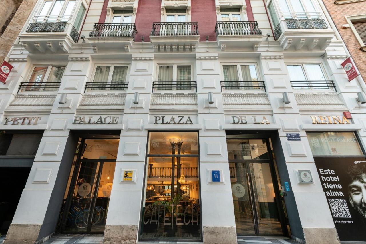 Petit Palace Plaza De La Reina Valencia Kültér fotó
